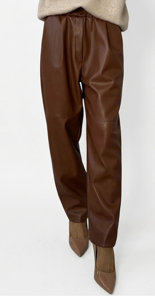 Jogger cuir femme baggy taille haute style Y2K avec poches cargo