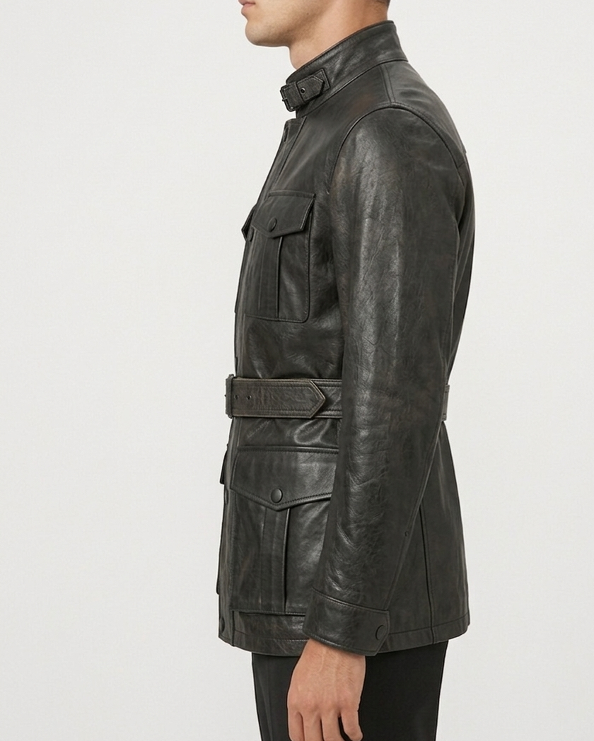 Manteau en cuir noir de Rolf