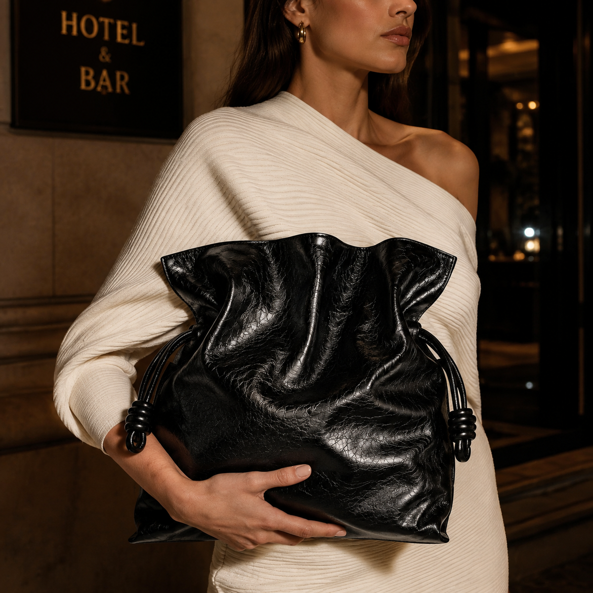 Pochette Flamenco en cuir de veau Nappa