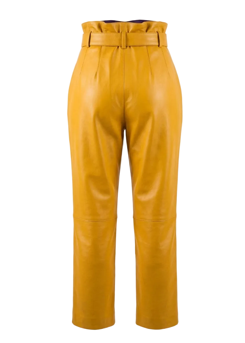 Pantalon cuir femme ajusté et confortable style moderne