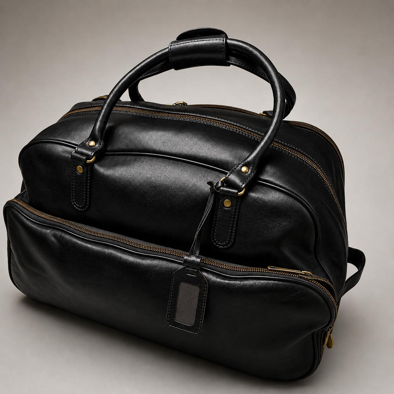 Sac de voyage cuir, sac de voyage en cuir véritable, sac de voyage cuir avec roulettes, bagage cabine luxe, sac week-end homme cuir premium, sac de voyage business élégant, sac de voyage noir haut de gamme MRKSHI. Sac de voyage en cuir véritable MRKSHI avec roulettes, sac de voyage cuir luxe pour homme, bagage cabine premium, sac week-end en cuir marron, grand sac de voyage élégant pour affaires et loisirs. Sac de voyage en cuir véritable MRKSHI avec roulettes, bagage cabine luxe, sac week-end homme